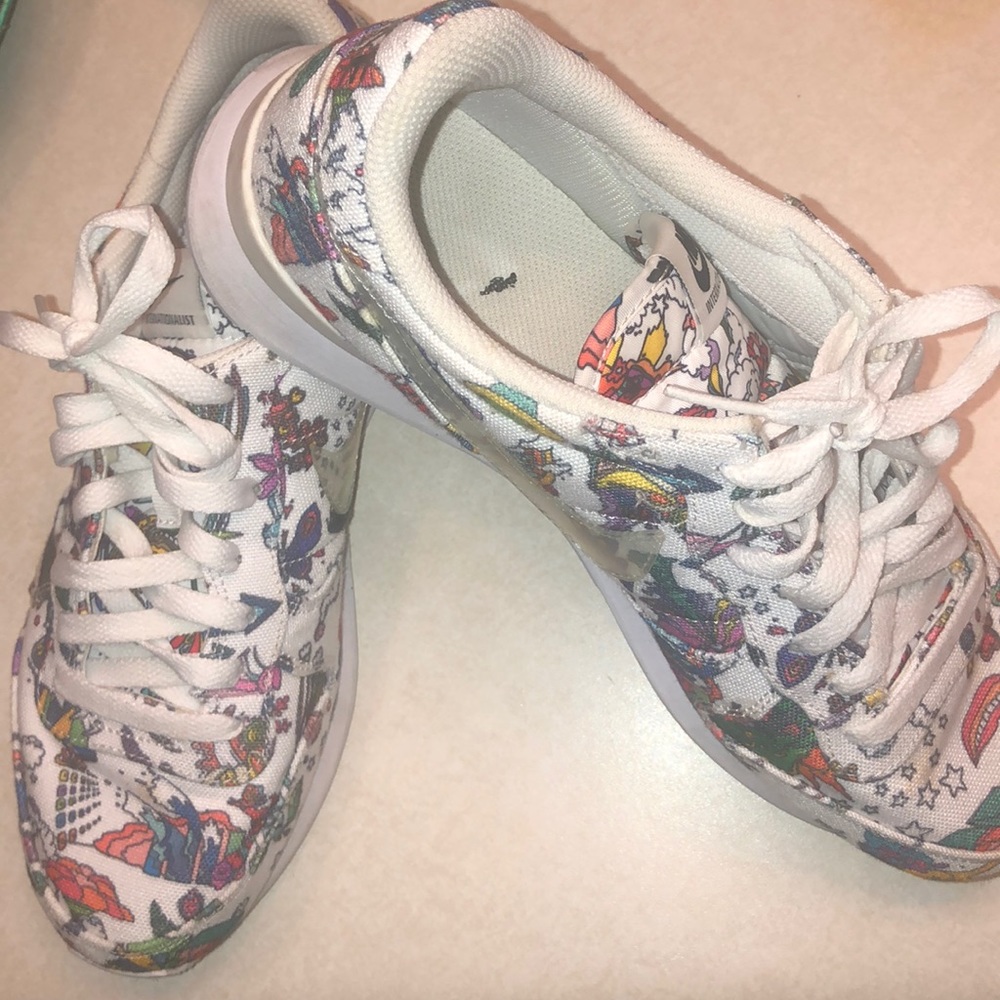 Nike Internationalist Women Shoes